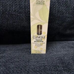 Clinique Beyond Perfecting Foundation in Linen